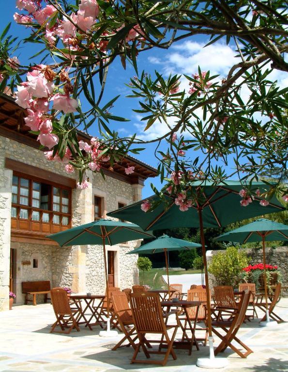 Hotel Aldama Golf Quintana de Llanes Ngoại thất bức ảnh