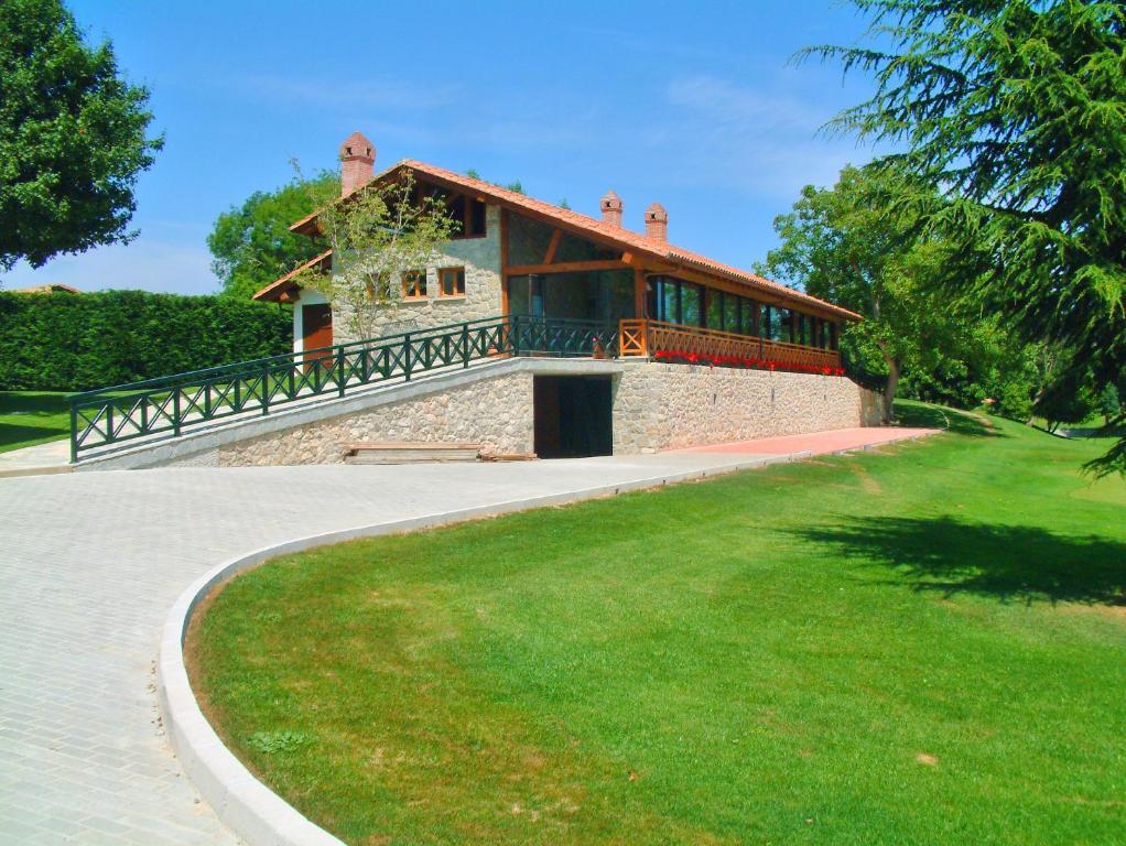 Hotel Aldama Golf Quintana de Llanes Ngoại thất bức ảnh